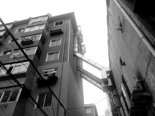 談?wù)劤R姷呐艧煿艿婪N類及性能